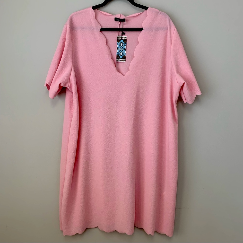 BooHoo Pink Scalloped V-Neck Shift Dress Size 20